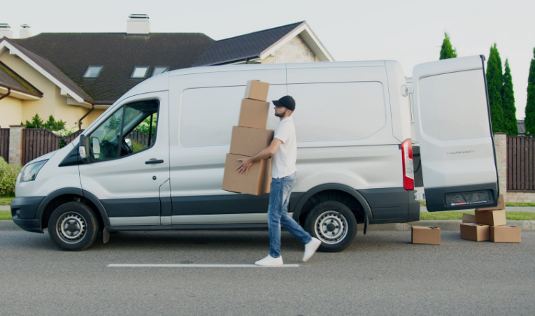 How To Become A Courier Driver?